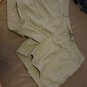 NORTH FACE shorts